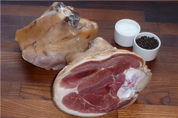 Buy Smoked Raw Ham Hock Wenlock Edge Farm